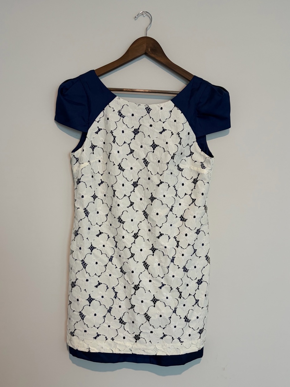 Tibi New York Floral Lace Dress 8 Navy White Silk Lined Mod Shift